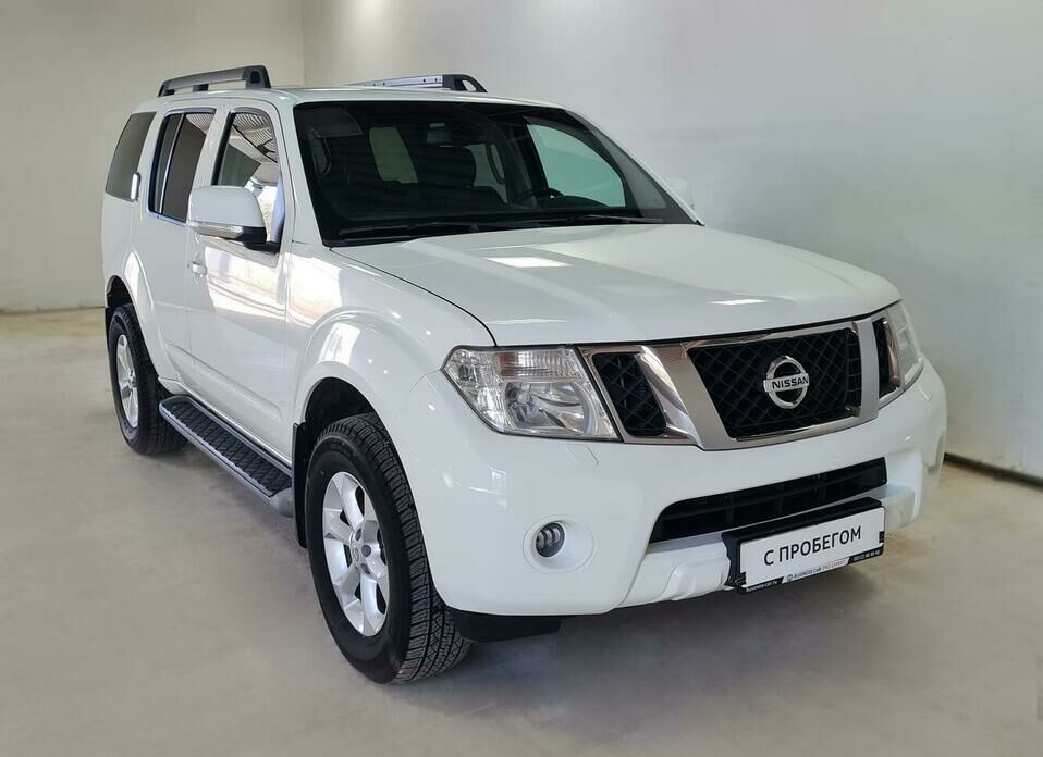 Nissan Pathfinder 2.5d AT (190 л.с.) 4WD