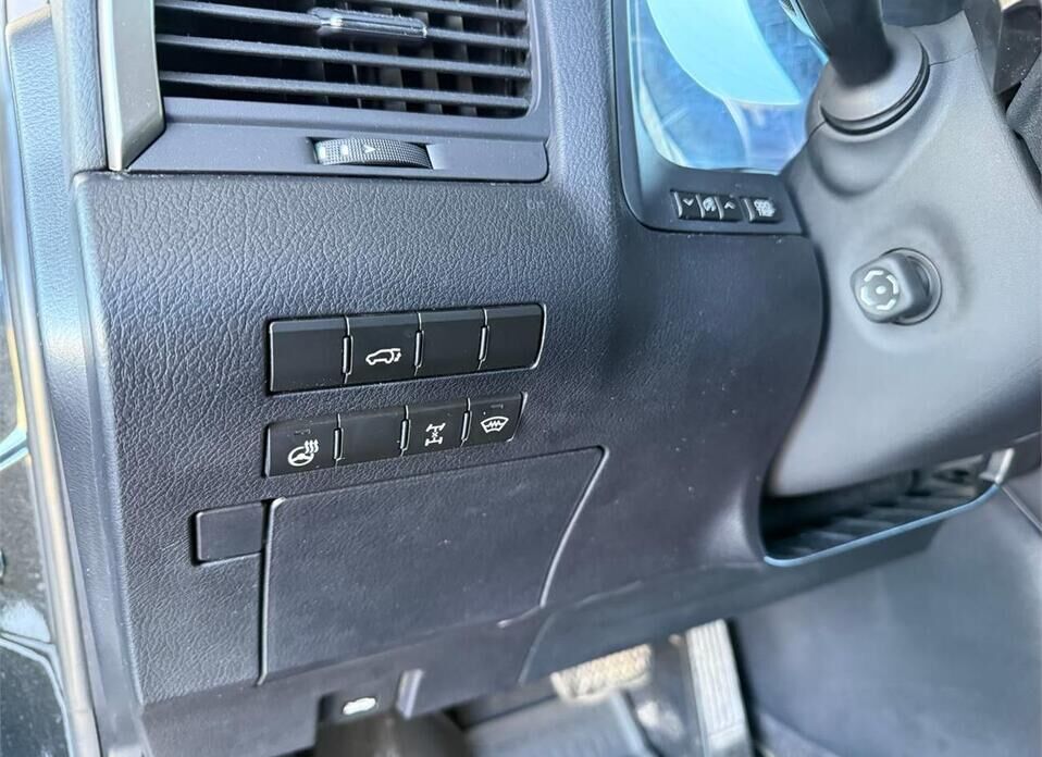 Lexus RX, IV Рестайлинг 300 2.0 AT (238 л.с.) 4WD