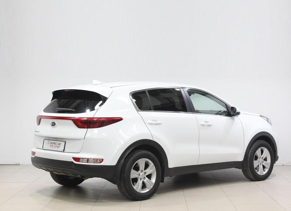 Kia Sportage, IV 2.0 MT (150 л.с.)