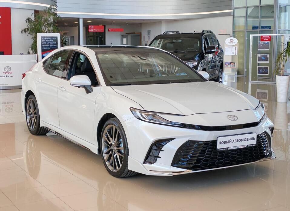 Toyota Camry, IX (XV80) China Market 2.0hyb CVT (197 л.с.)