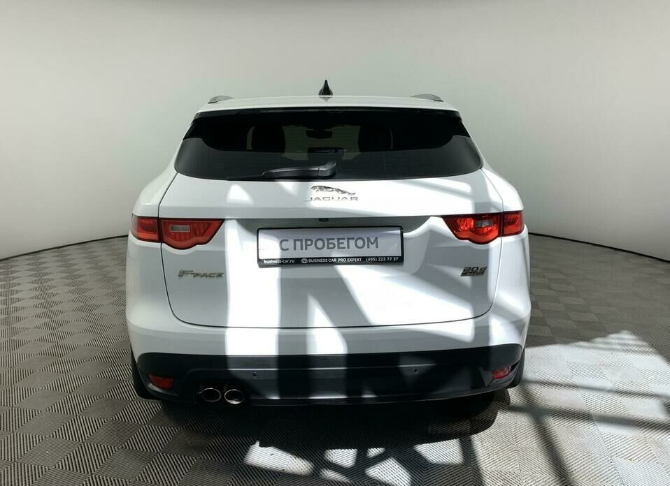 Jaguar F-Pace 2.0d AT (180 л.с.) 4WD