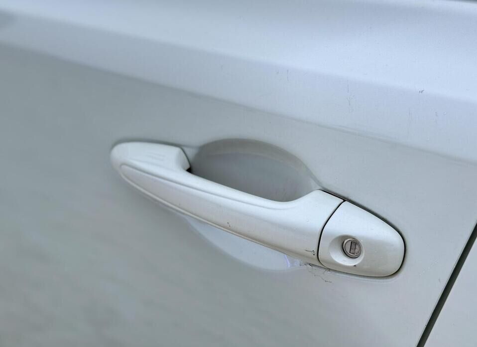 Toyota RAV4, IV (XA40) Рестайлинг 2.5 AT (180 л.с.) 4WD