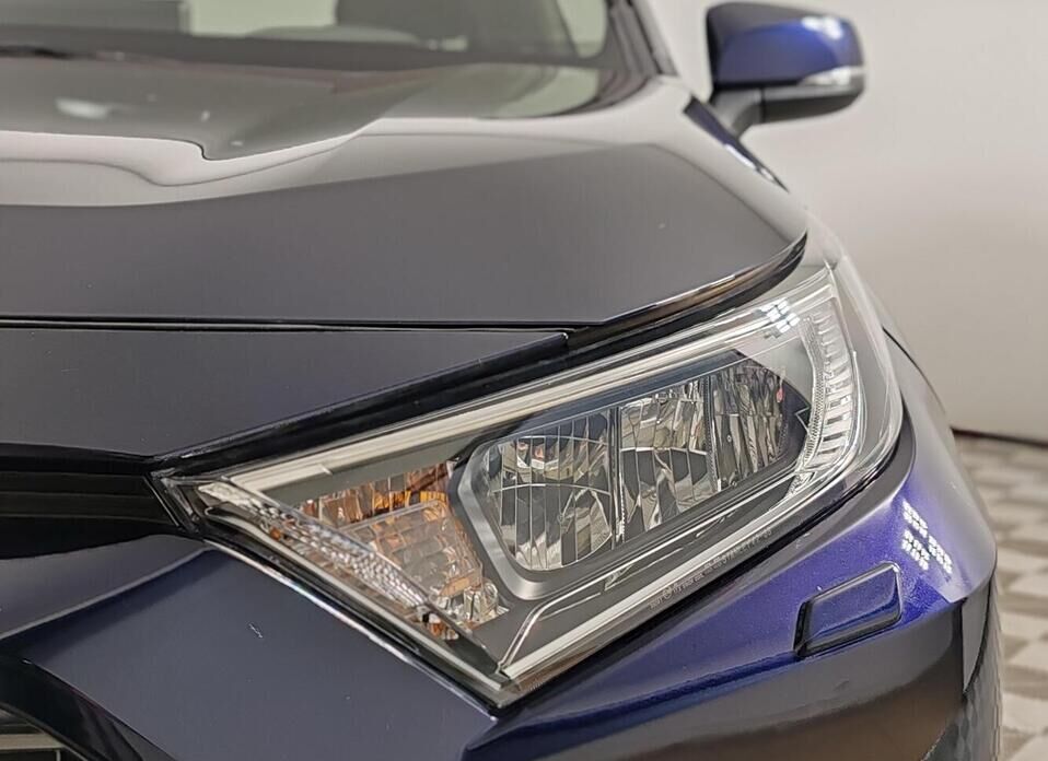 Toyota RAV4, V (XA50) 2.0 CVT (173 л.с.) 4WD