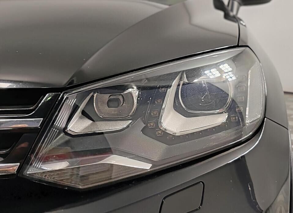Volkswagen Touareg 3.6 AT (249 л.с.) 4WD