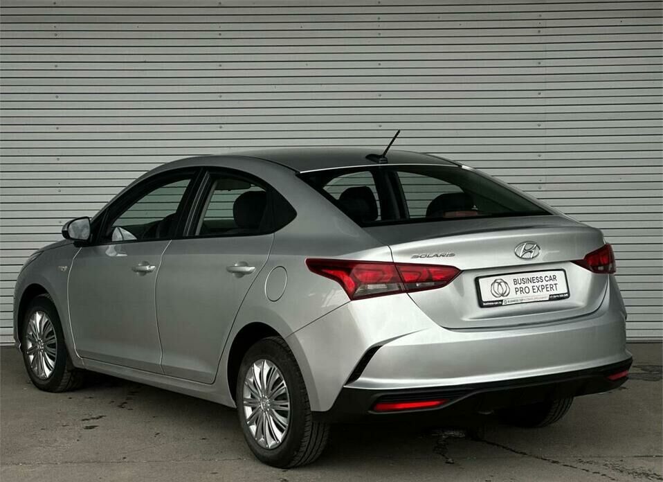 Hyundai Solaris 1.6 AT (123 л.с.)