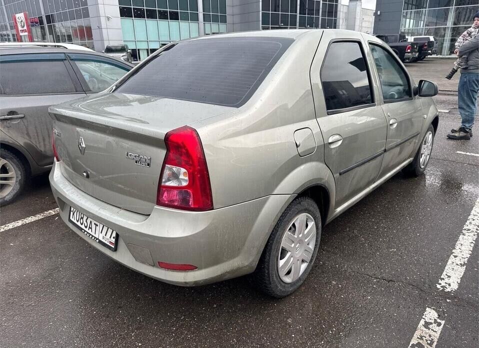 Renault Logan, I Рестайлинг 1.6 MT (84 л.с.)