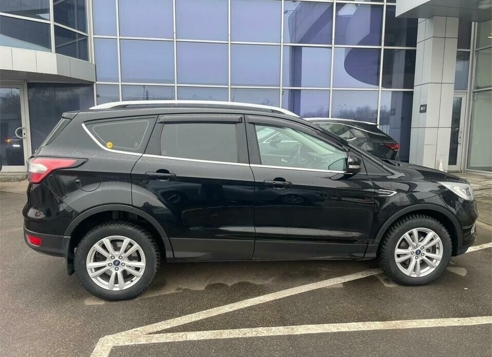 Ford Kuga 2.5 AT (150 л.с.)