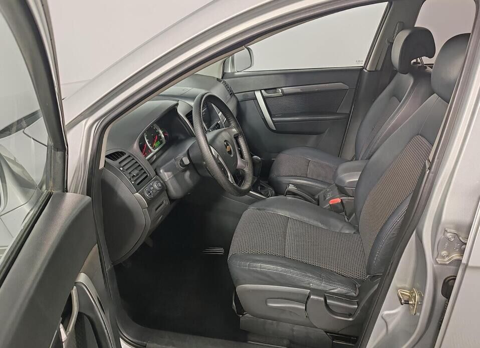 Chevrolet Captiva 2.4 MT (136 л.с.) 4WD