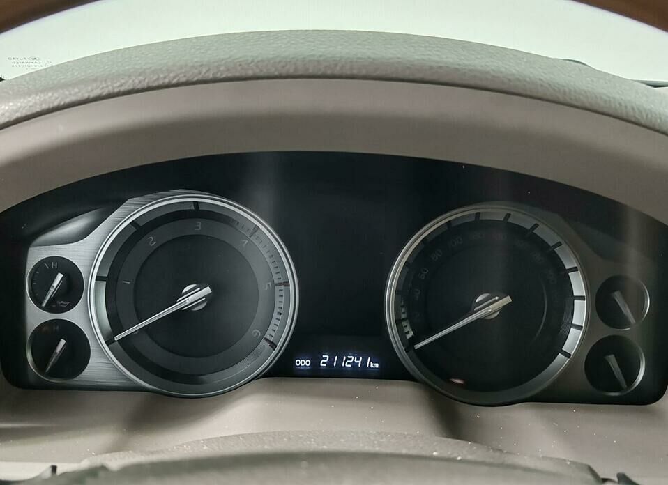 Toyota Land Cruiser 4.5d AT (249 л.с.) 4WD