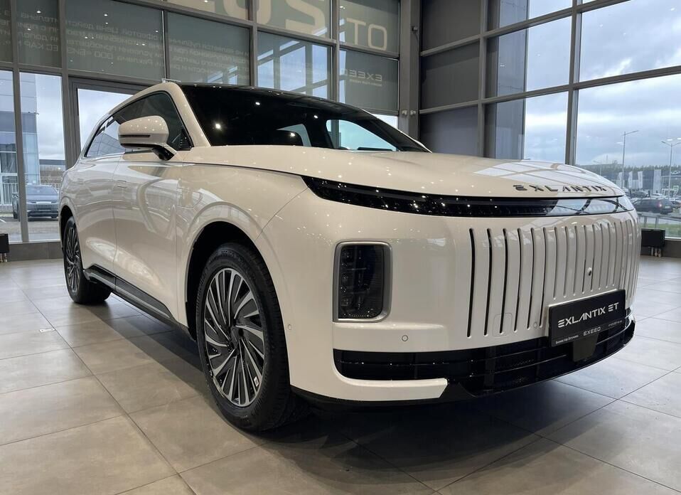 EXEED Exlantix ET 1.5hyb AT (469 л.с.) 4WD