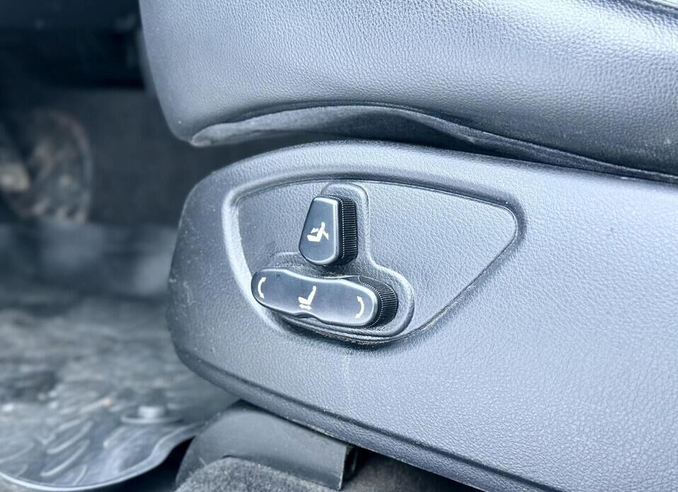 SsangYong Kyron, I Рестайлинг 2.0d MT (141 л.с.) 4WD