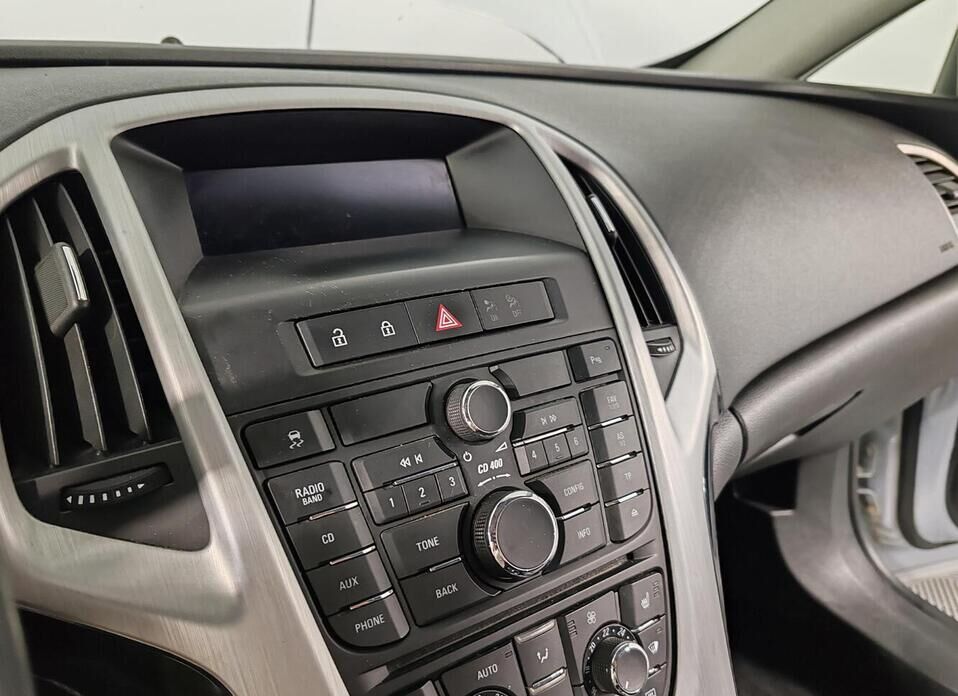 Opel Astra, J Рестайлинг GTC 1.6 MT (180 л.с.)