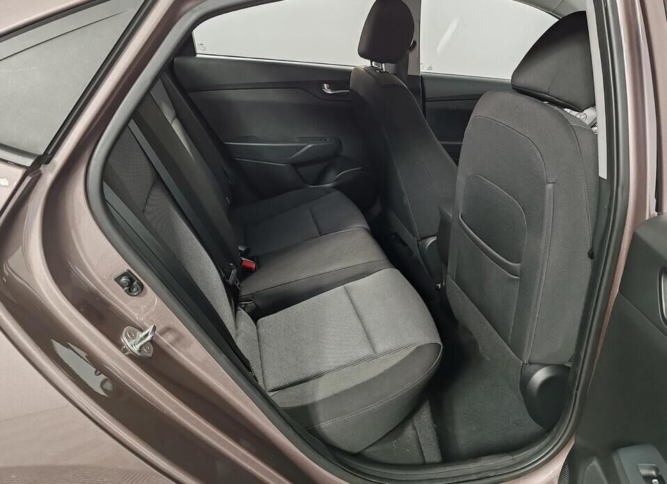 Hyundai Solaris 1.6 MT (123 л.с.)