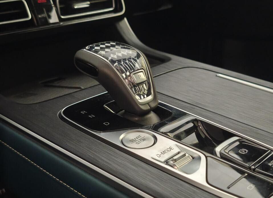 GAC GS8 2.0 AT (231 л.с.) 4WD