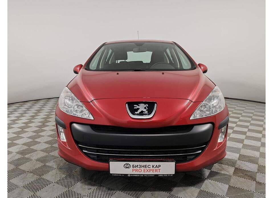 Peugeot 308 1.6 AT (120 л.с.)