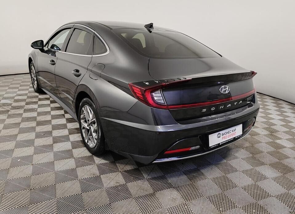 Hyundai Sonata, VIII (DN8) 2.0 AT (150 л.с.)