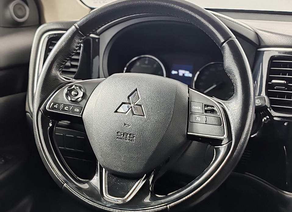 Mitsubishi Outlander, III Рестайлинг 3 2.0 CVT (146 л.с.) 4WD