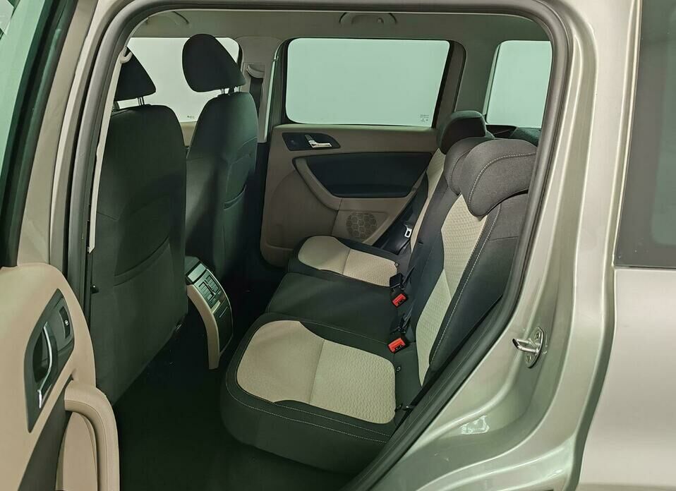 Skoda Yeti 1.8 AMT (152 л.с.) 4WD