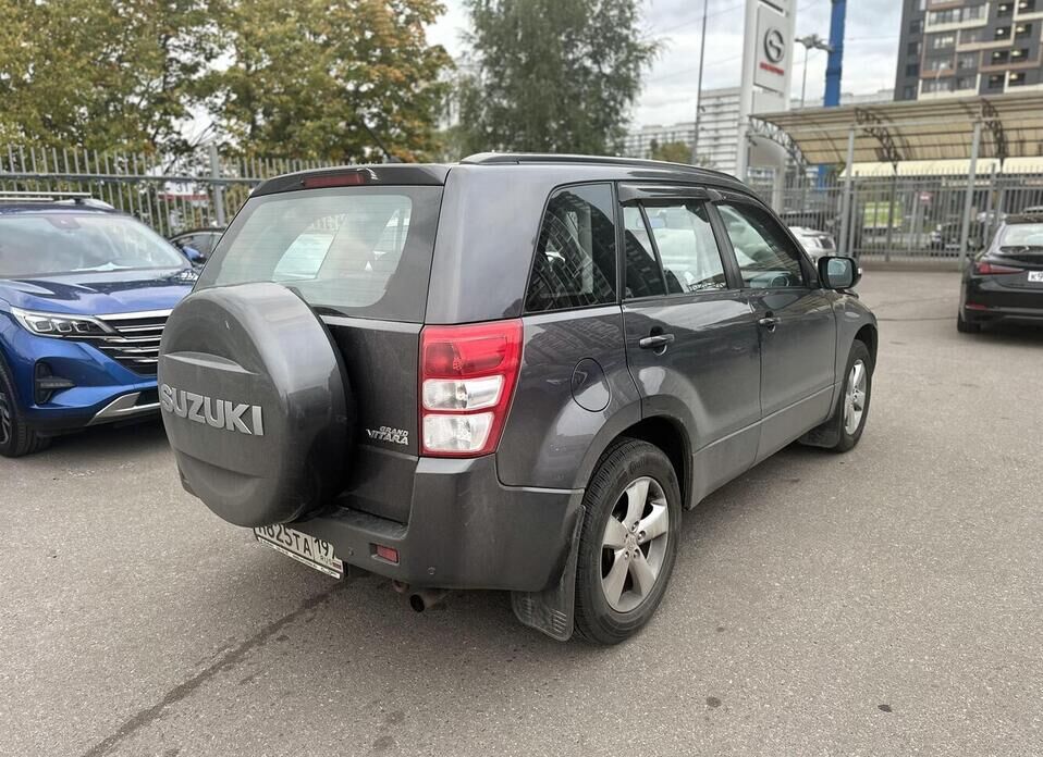 Suzuki Grand Vitara, III Рестайлинг 2.4 AT (169 л.с.)