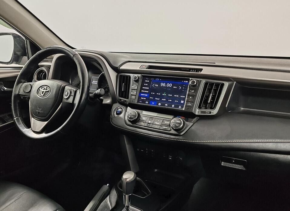 Toyota RAV4, IV (XA40) Рестайлинг 2.5 AT (180 л.с.) 4WD