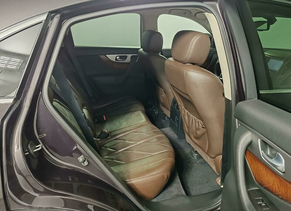 Infiniti FX FX37 3.7 AT (333 л.с.) 4WD