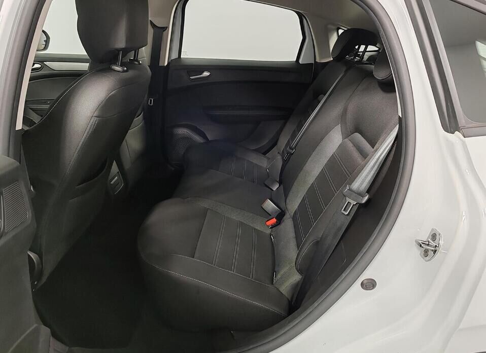 Renault Arkana 1.6 CVT (114 л.с.)
