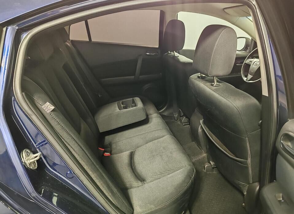 Mazda 6, II (GH) Рестайлинг 1.8 MT (120 л.с.)