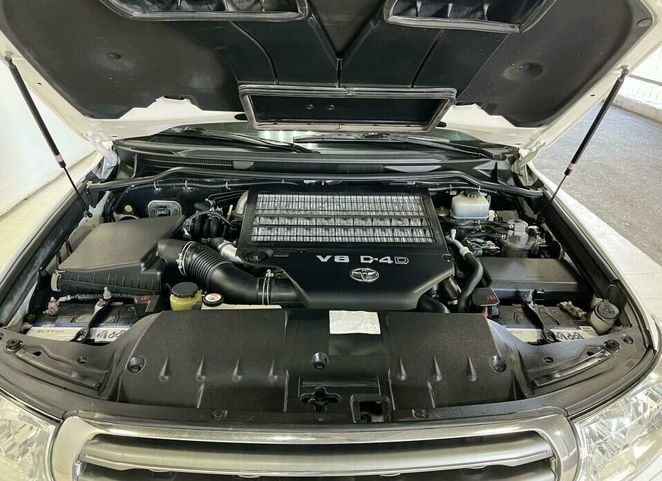 Toyota Land Cruiser 4.5d AT (235 л.с.) 4WD