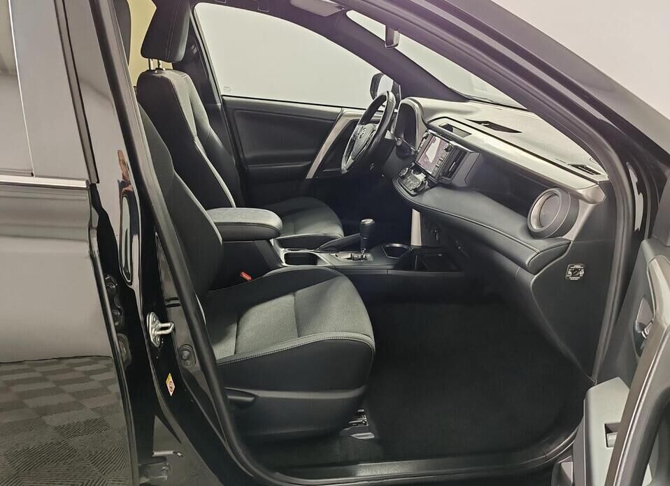 Toyota RAV4, IV (CA40) Рестайлинг 2.0 CVT (146 л.с.) 4WD