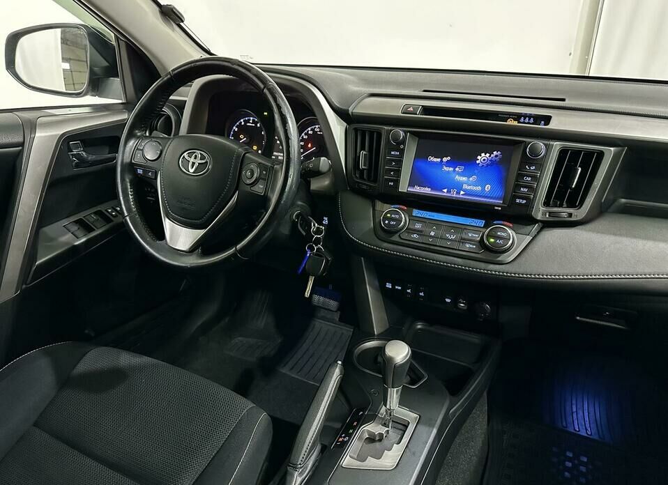 Toyota RAV4 2.0 CVT (146 л.с.) 4WD