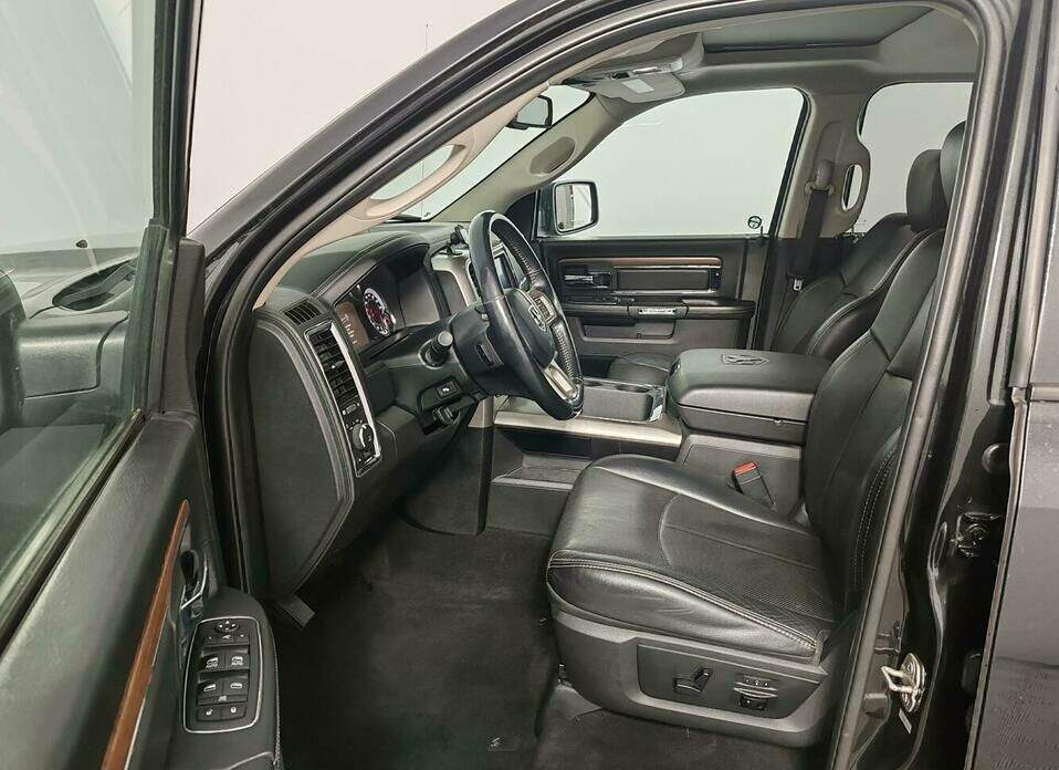 Dodge RAM 3.0d AT (240 л.с.) 4WD