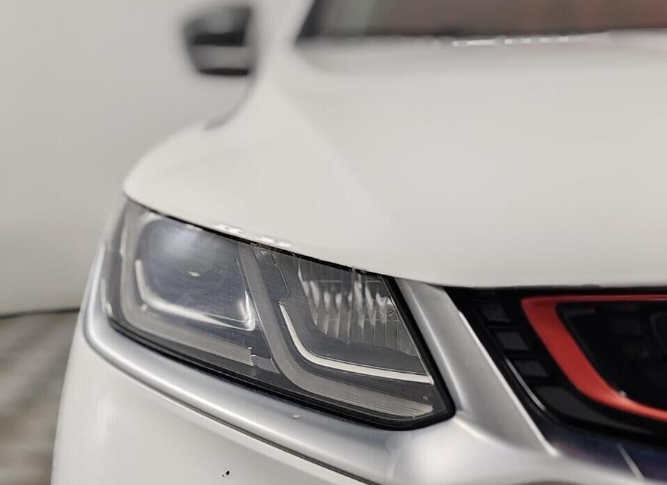 Geely Coolray, I 1.5 AMT (150 л.с.)