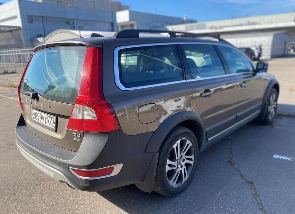 Volvo XC70, II 2.4d AT (163 л.с.) 4WD