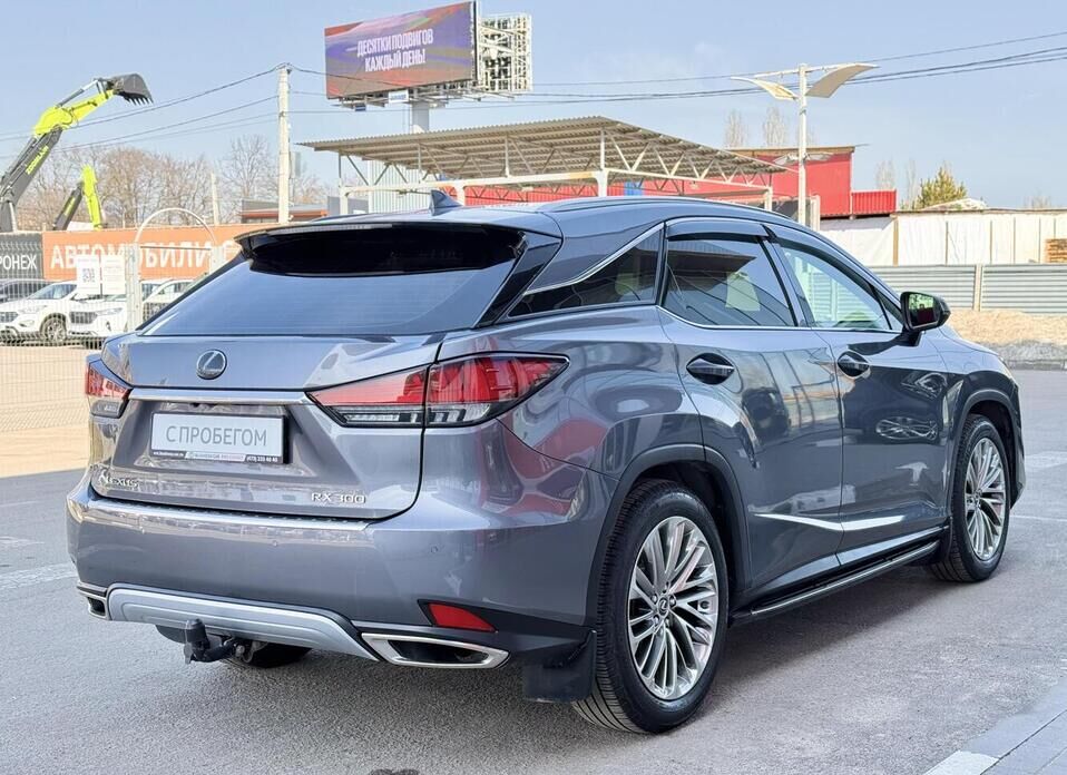 Lexus RX, IV Рестайлинг 300 2.0 AT (238 л.с.) 4WD