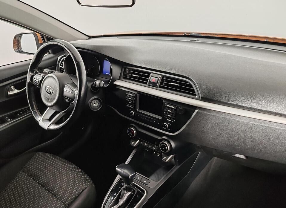 Kia Rio, IV 1.6 AT (123 л.с.)
