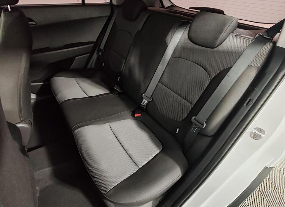 Hyundai Creta, I Рестайлинг 1.6 AT (123 л.с.)