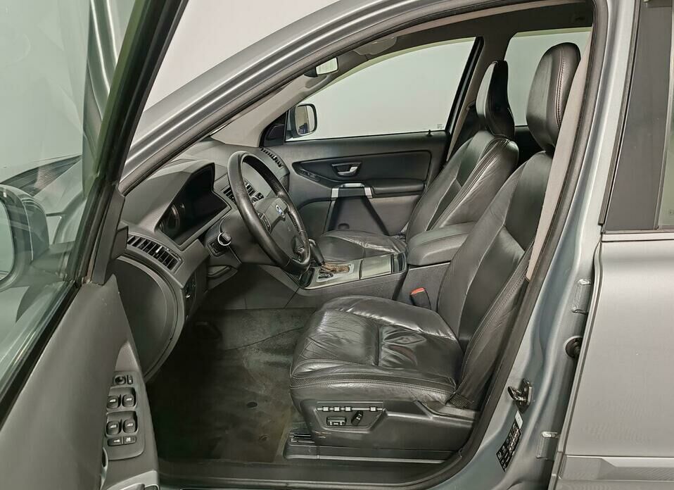 Volvo XC90 2.4d AT (185 л.с.) 4WD