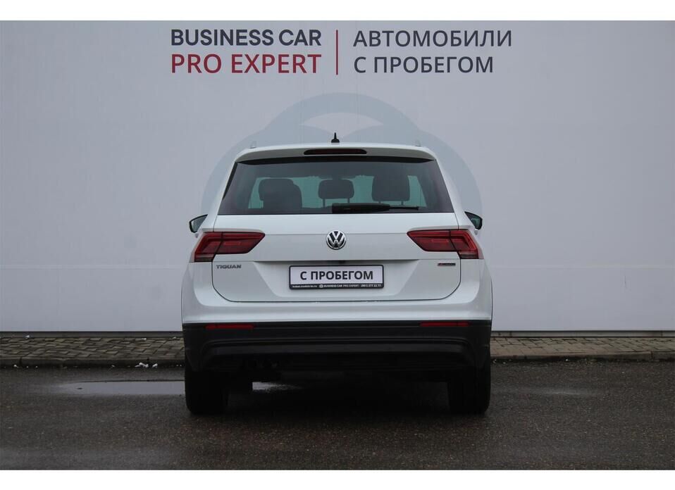 Volkswagen Tiguan, II 2.0d AMT (150 л.с.) 4WD