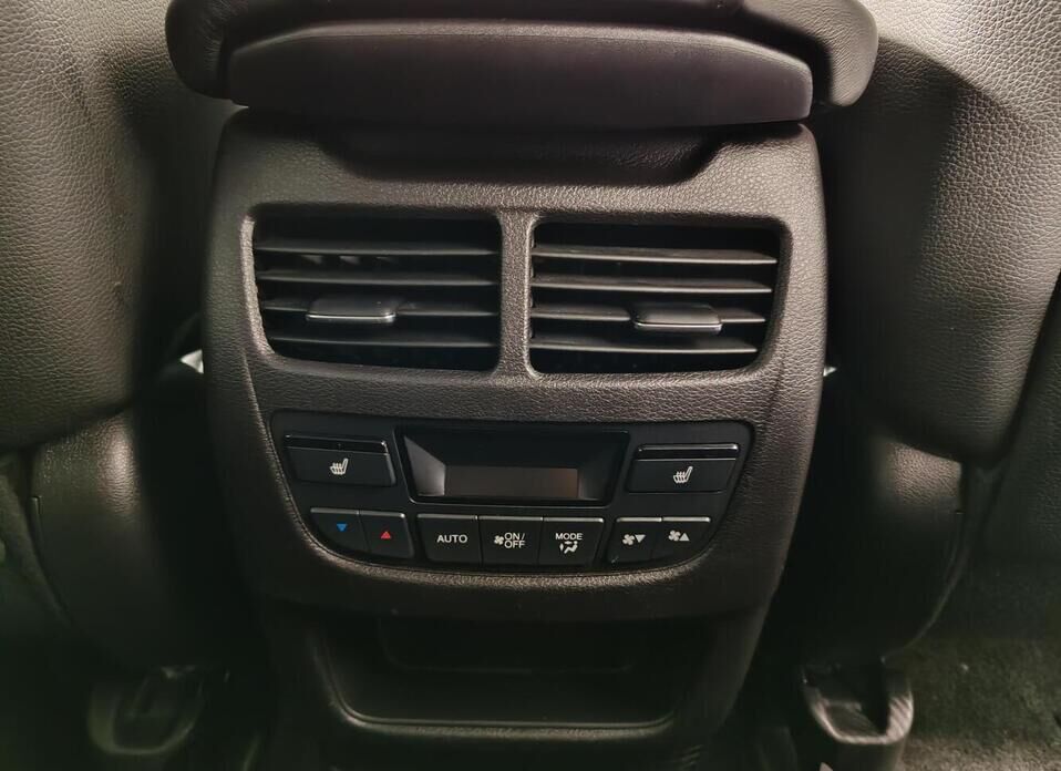 Acura MDX, III 3.5 AT (290 л.с.) 4WD