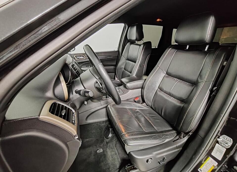 Jeep Grand Cherokee, IV (WK2) Рестайлинг 3.0d AT (243 л.с.) 4WD