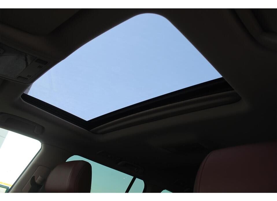 Toyota Land Cruiser, 200 Series Рестайлинг 1 4.5d AT (235 л.с.) 4WD