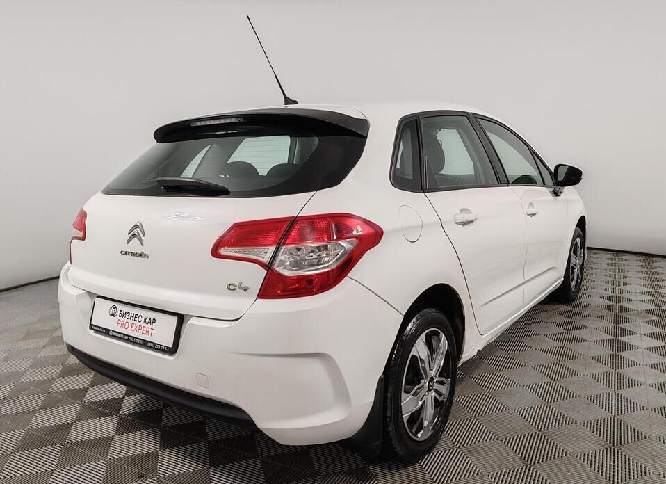 Citroen C4, II 1.6 MT (120 л.с.)
