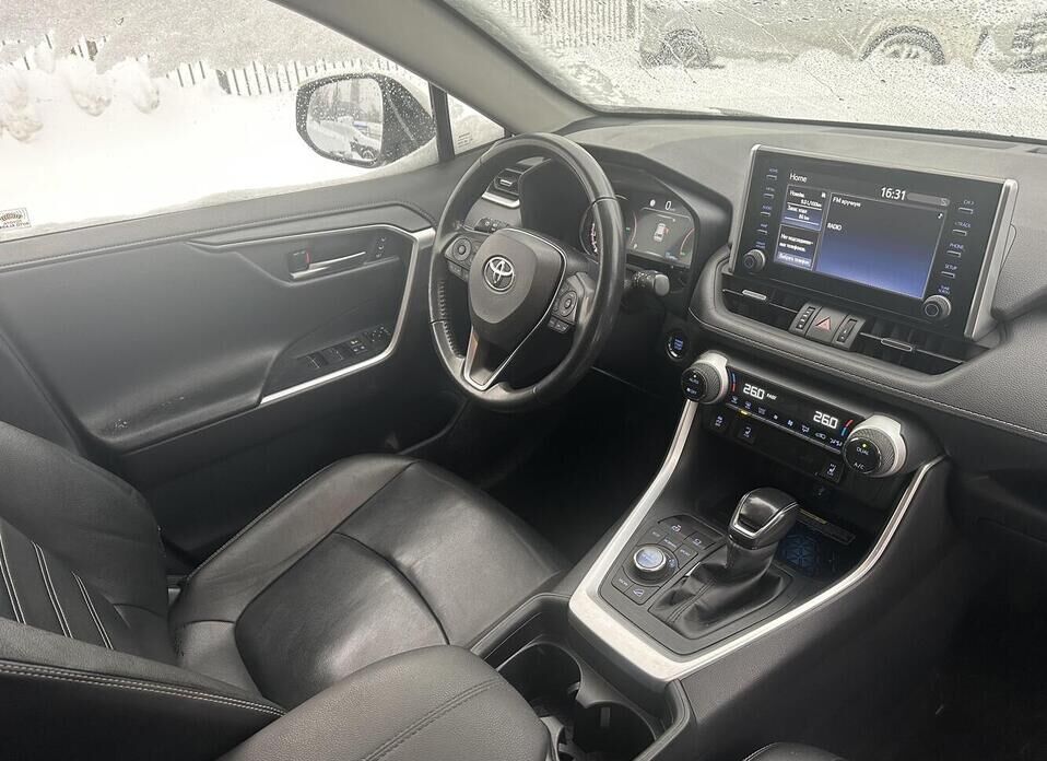 Toyota RAV4, V (XA50) 2.5 AT (199 л.с.) 4WD