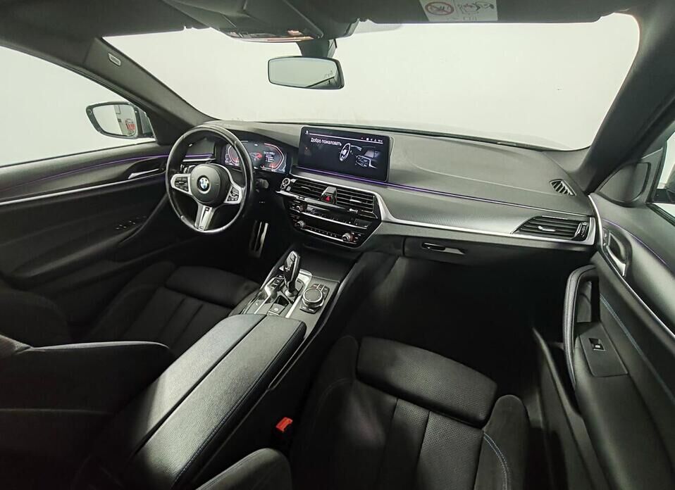 BMW 5 серии, VII (G30/G31) Рестайлинг 520d 2.0d AT (190 л.с.)