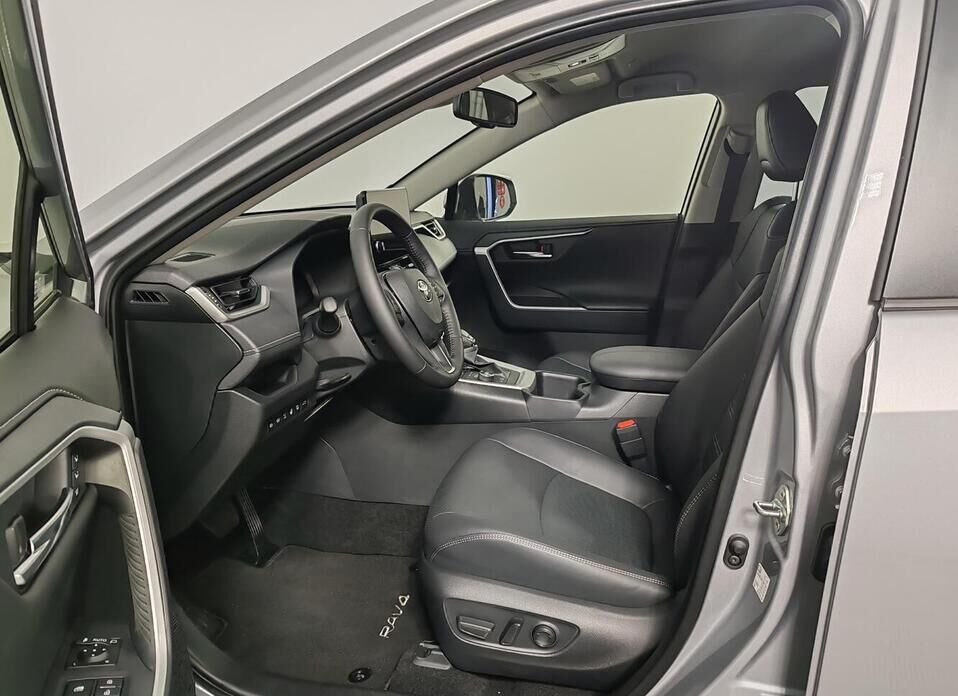 Toyota RAV4, V (XA50) 2.0 CVT (173 л.с.) 4WD