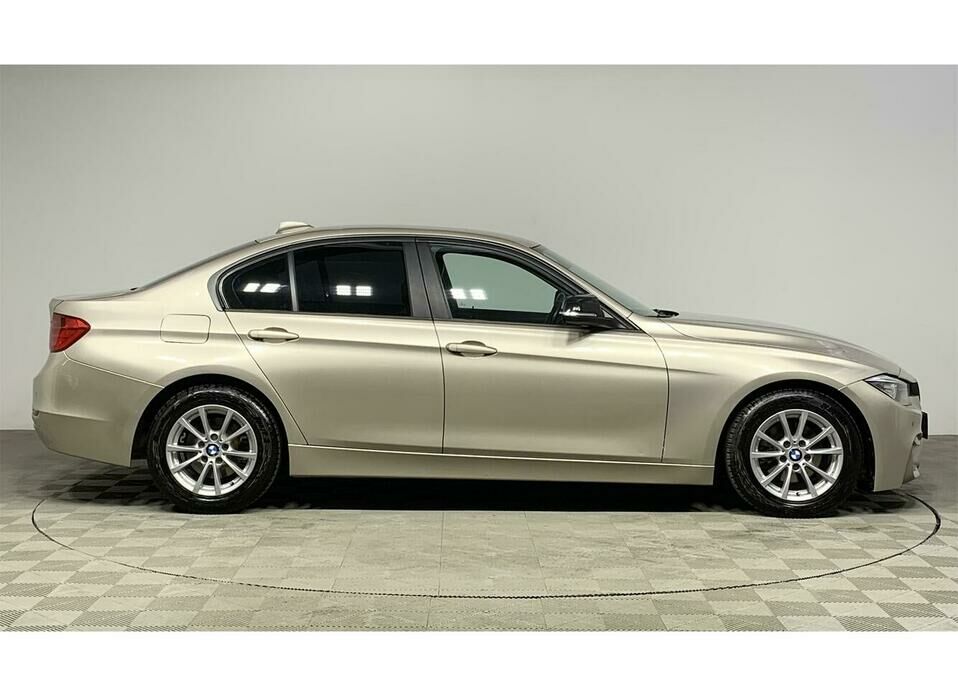 BMW 3 серии 316i 1.6 AT (136 л.с.)