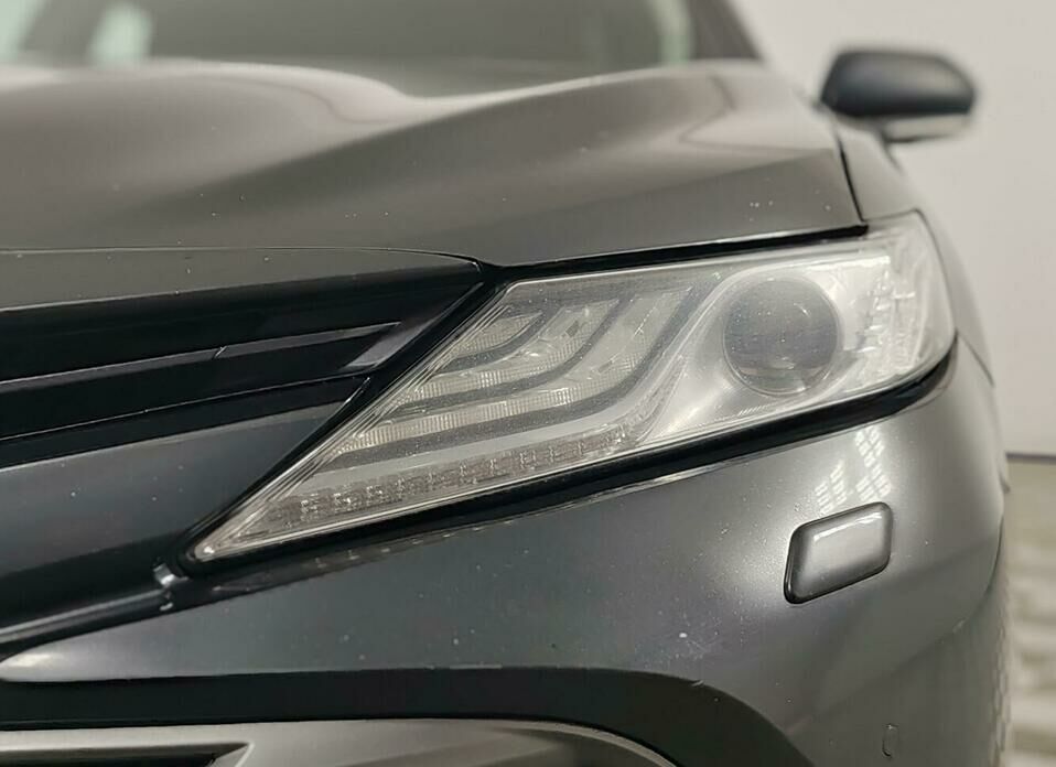 Toyota Camry 3.5 AT (249 л.с.)