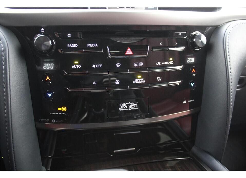 Lexus LX, III Рестайлинг 2 570 5.7 AT (367 л.с.) 4WD