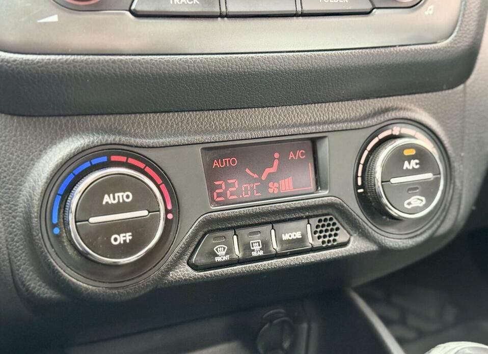 Kia Rio, III 4-speed 1.6 AT (123 л.с.)