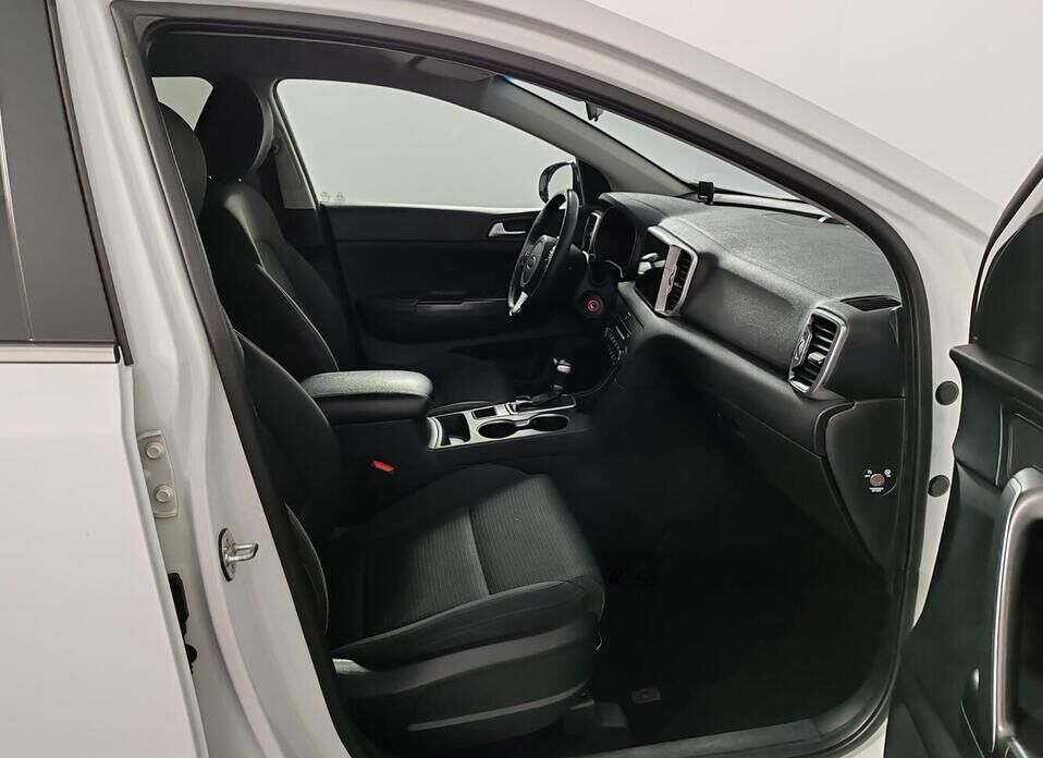 Kia Sportage 2.0 AT (150 л.с.) 4WD
